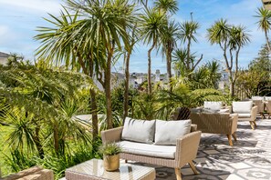 ลานระเบียง/นอกชาน