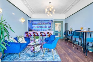 Reception - The Westgate (Torquay)