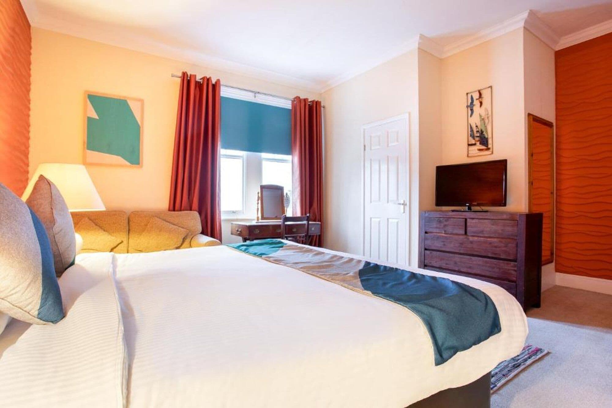 premium double room, ensuite, sea view | 1 bedroom