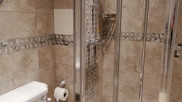 Double Room, Ensuite (Four Poster) | Bathroom