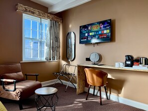 Suite, Ensuite | Iron/ironing board, free WiFi - The Crescent Guest House (York)
