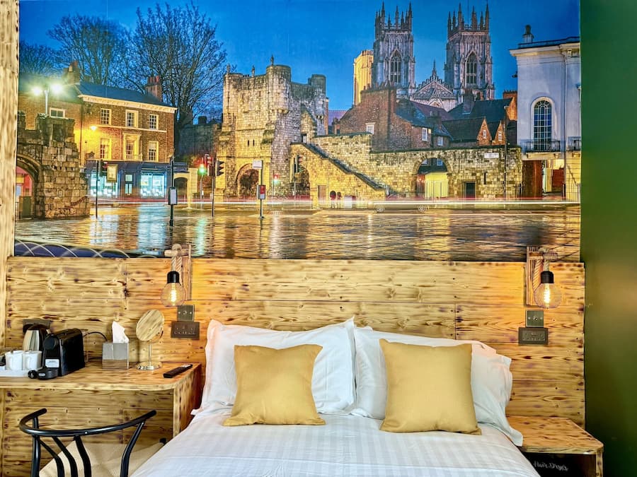 Dobbeltværelse - eget badeværelse | Strygejern/strygebræt, gratis Wi-Fi