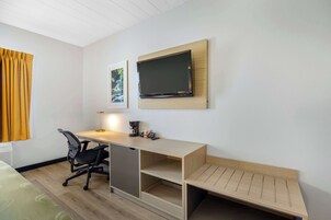 Quarto, 1 cama King, acessível, para não fumantes | Roupas de cama premium, camas com colchões pillow-top