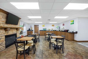 Ilmainen päivittäinen buffetaamiainen