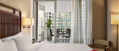 Premium bedding, minibar, in-room safe, desk