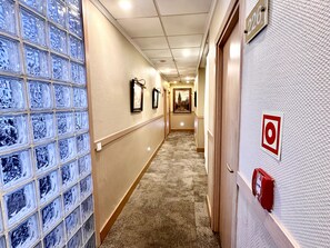 Lorong