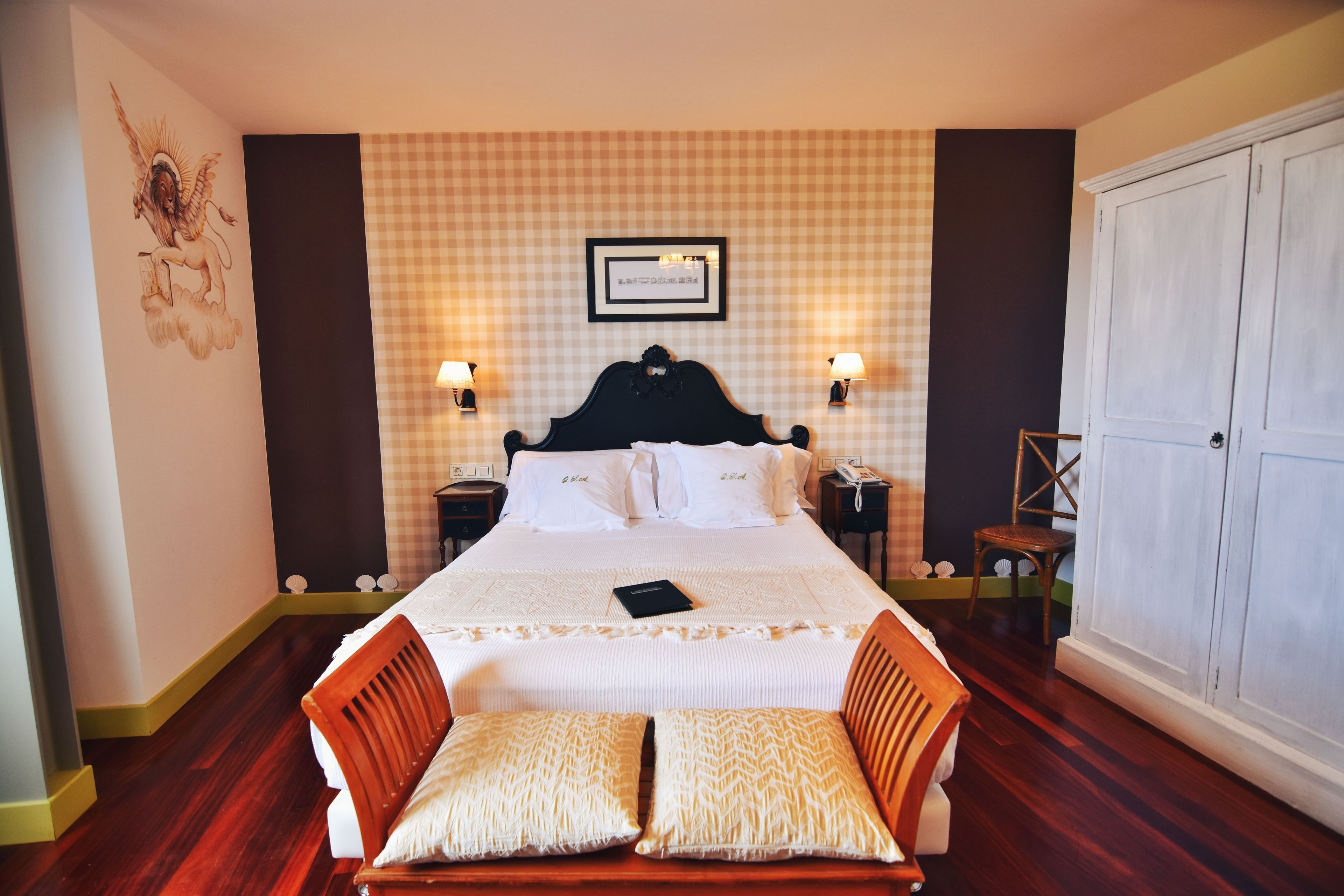 superior double room, terrace | premium bedding, in-room safe, individually decorated, desk