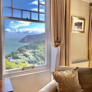 Luxury Double Room, Ensuite (Summerhouse – Super-king) | Individually decorated, individually furnished, free WiFi - Highcliffe House (Lynton)