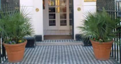 The Garth Hotel