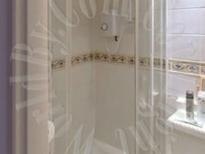 Bathroom - Twin Lions Hotel (Edinburgh)