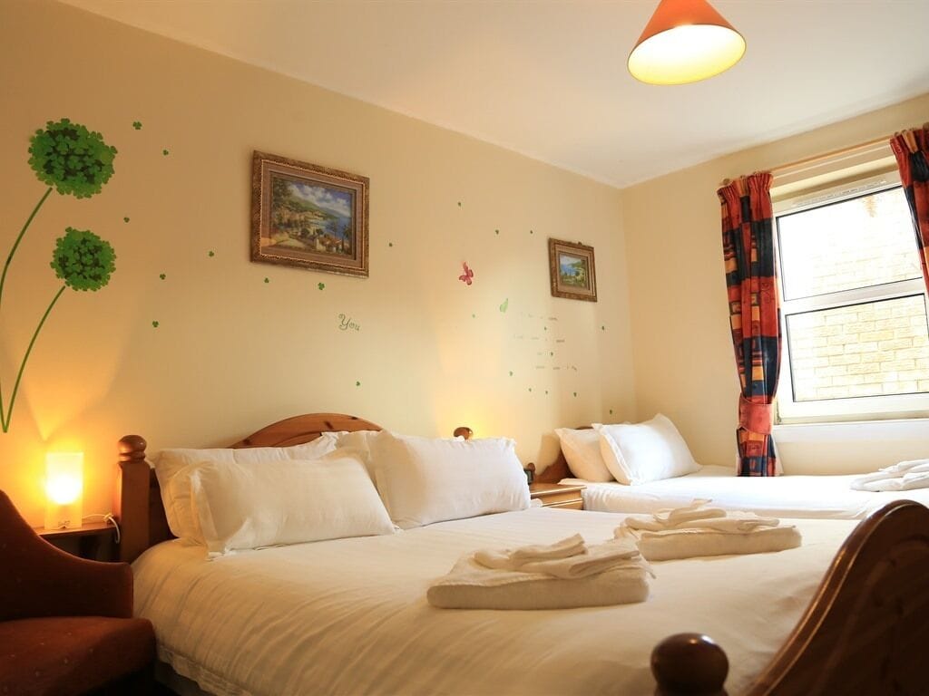 Photo - Twin Lions Hotel