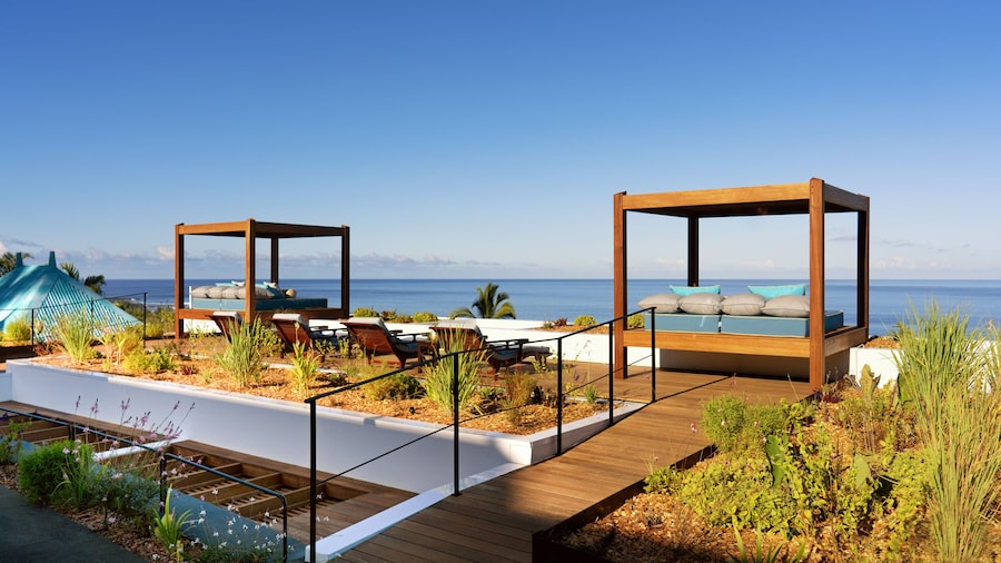 Blue Margouillat Seaview Hotel