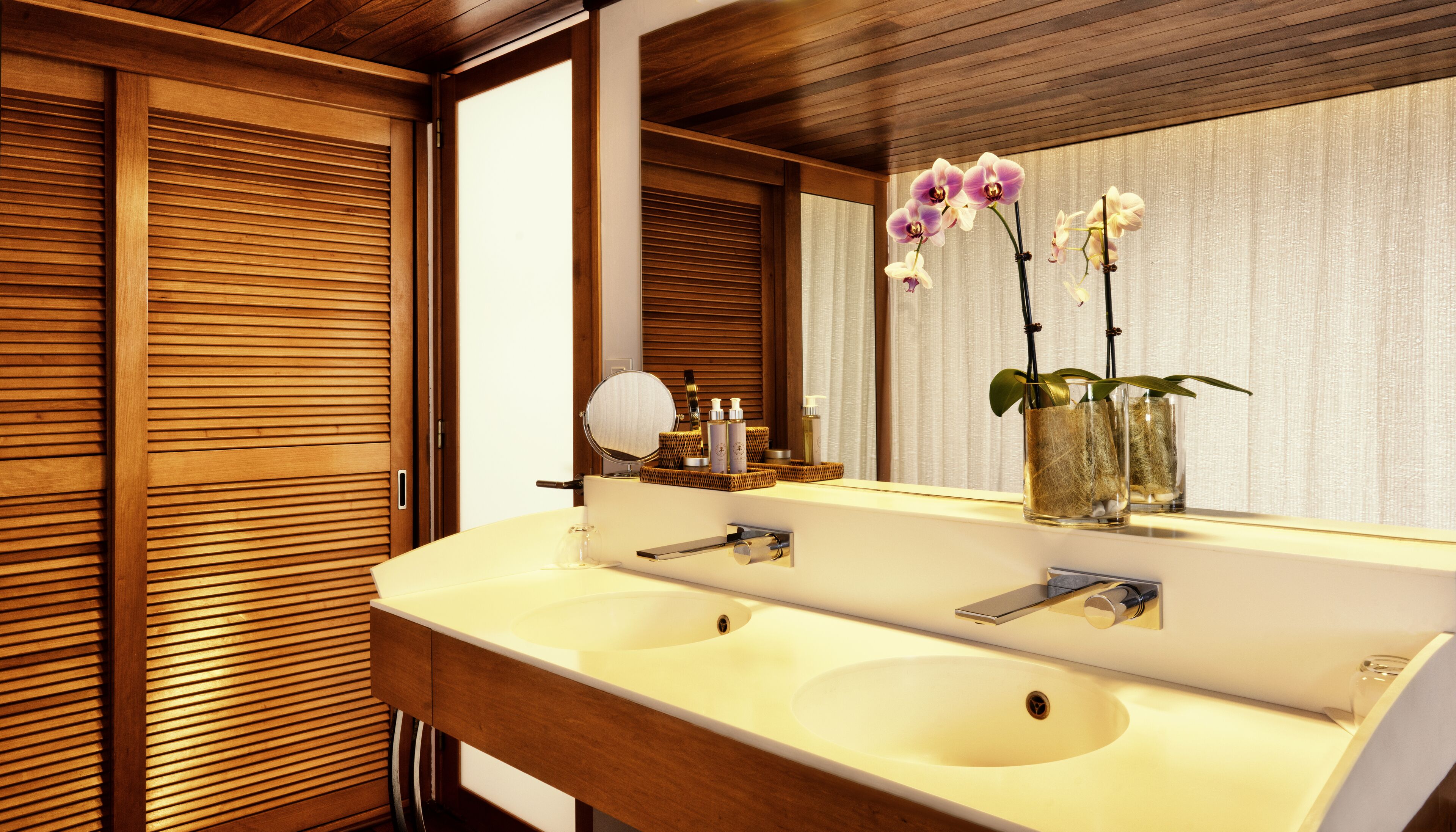 Blue Margouillat Seaview Hotel