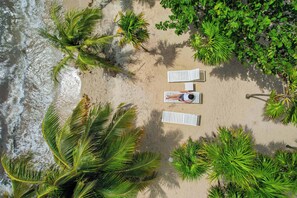 Aerial view - Laru Beya Resort (Placencia)