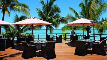 5 restaurants, breakfast, lunch, dinner served; Mediterranean cuisine