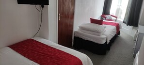 Family Room, Ensuite