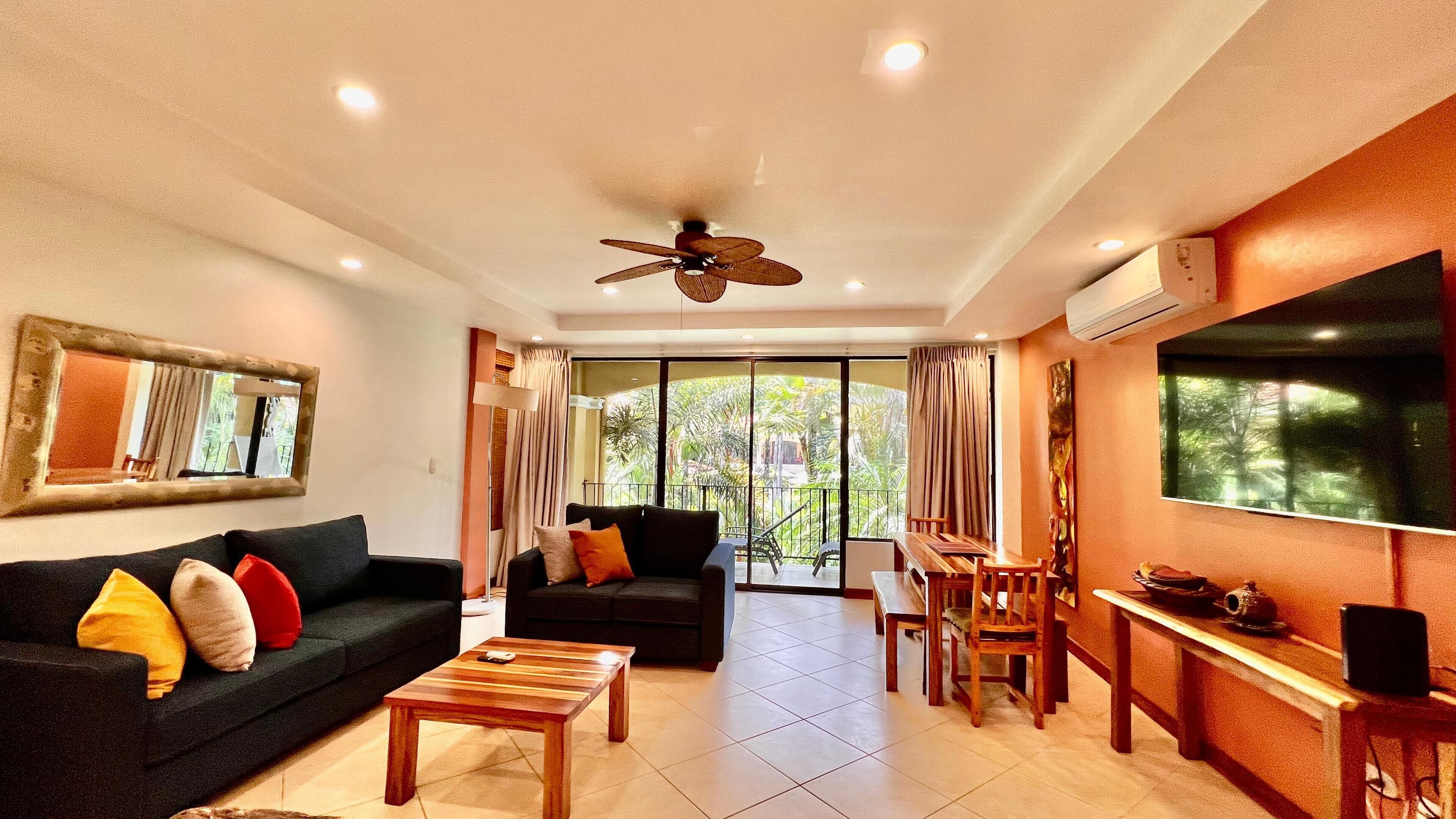 Apartamento panorámico | 2 dormitorios, caja fuerte, decoración individual y cortinas opacas