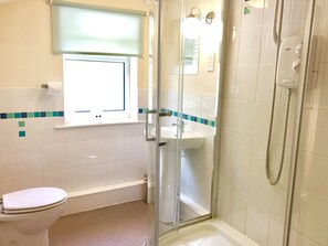 Bathroom - The Priory (Preston)