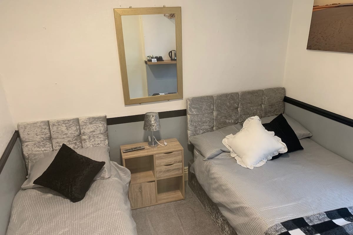 Suite, Ensuite (2 Adults & 1 Child) | 1 bedroom