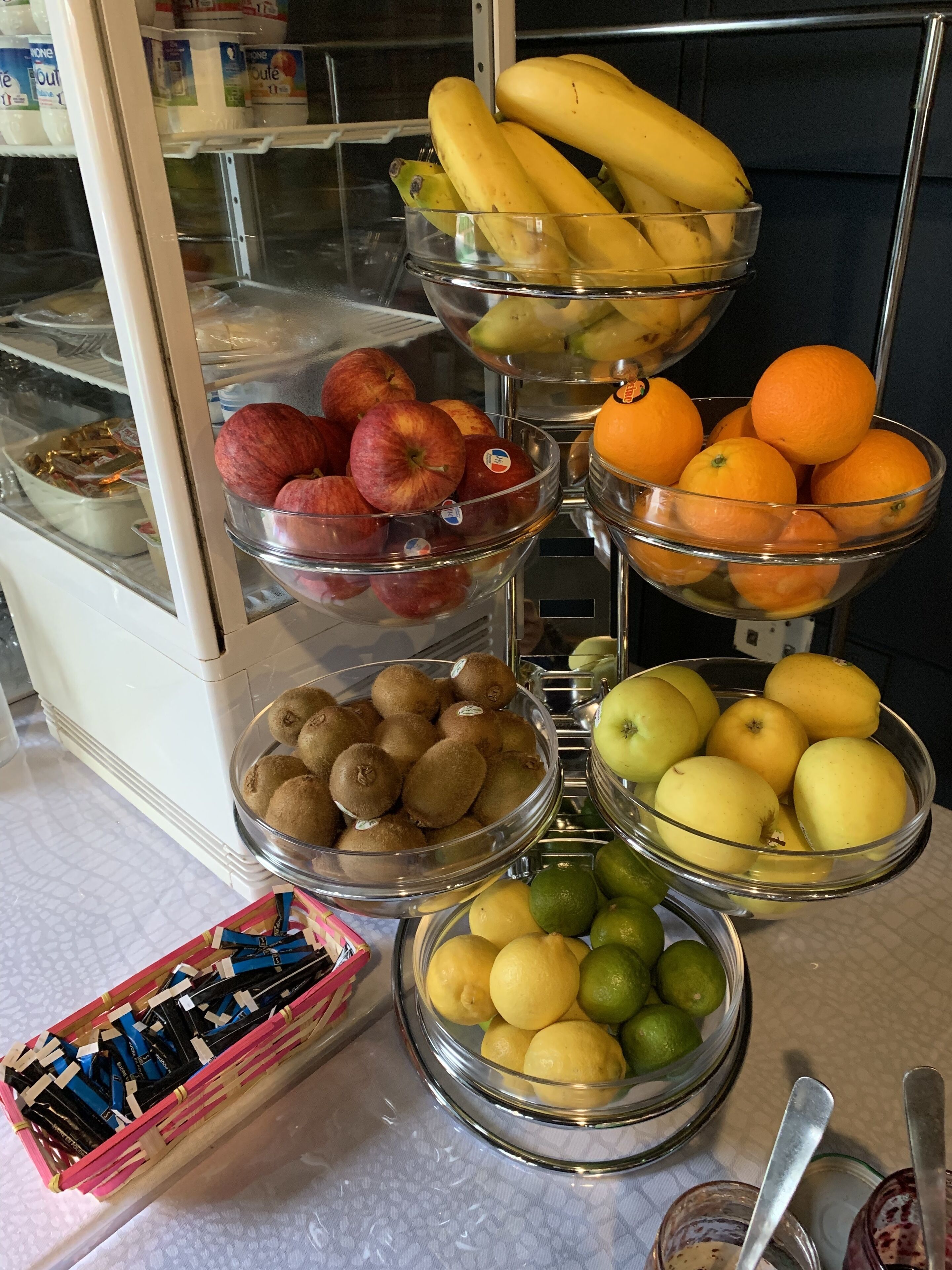 Desayuno buffet diario (EUR 10 por persona)