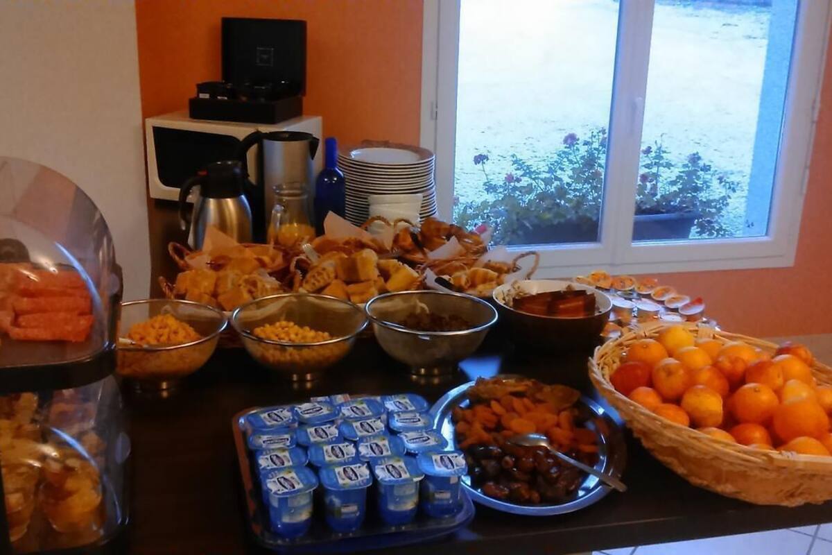 daily buffet breakfast (eur 8.50 per person)