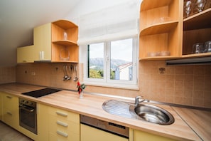 Appartement, 3 chambres, balcon | Cuisine privée