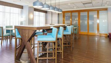 Tägliches inbegriffenes Frühstücksbuffet