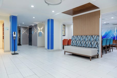 Bahagian luar. Holiday Inn Express Hotel & Suites Memphis/Germantown by IHG