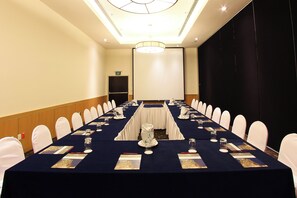 สถานที่จัดงานประชุม