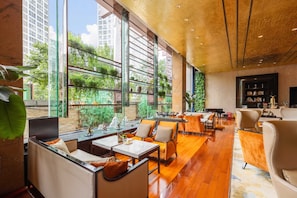 2 restaurants, breakfast, lunch, dinner served; Chinese cuisine - Fairmont Beijing (Beijing)