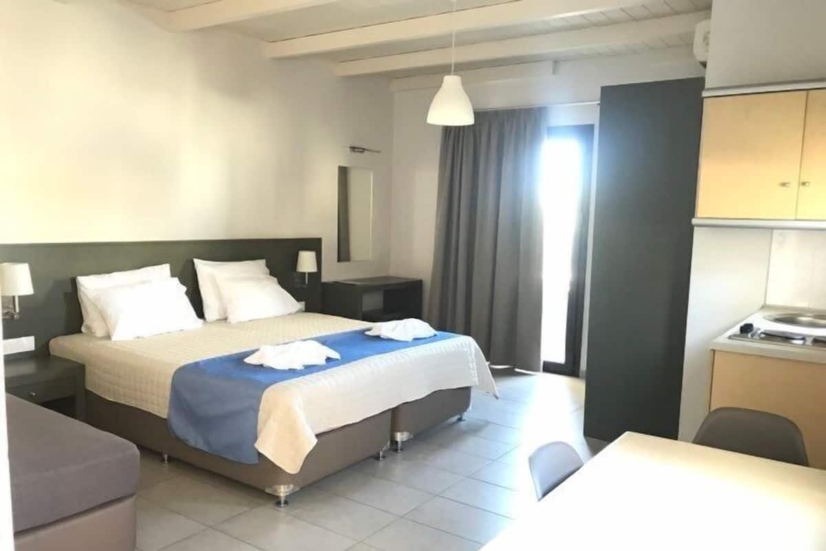 In-room safe, individually decorated, soundproofing, iron/ironing board