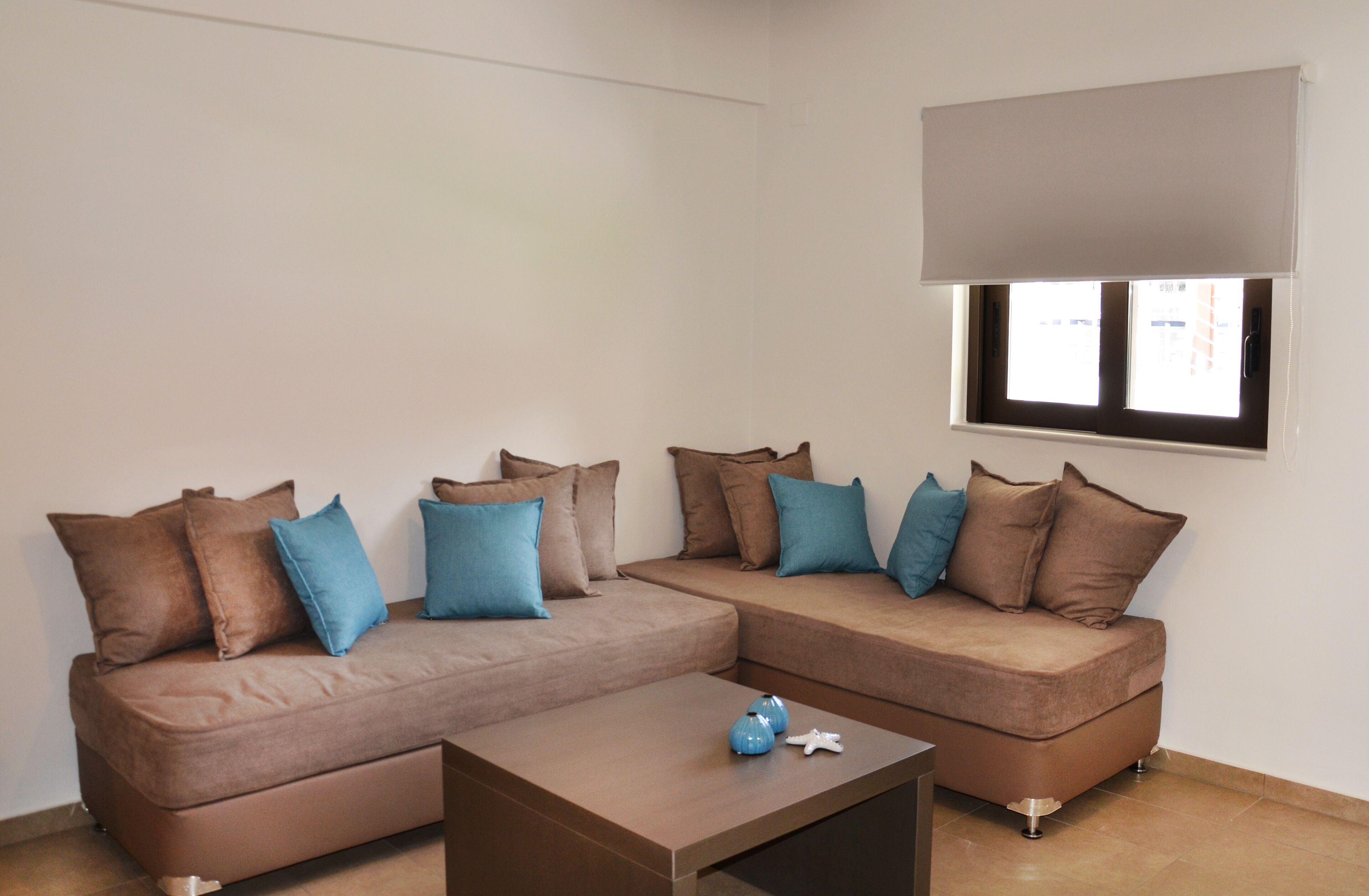 superior apartment | living area | tv