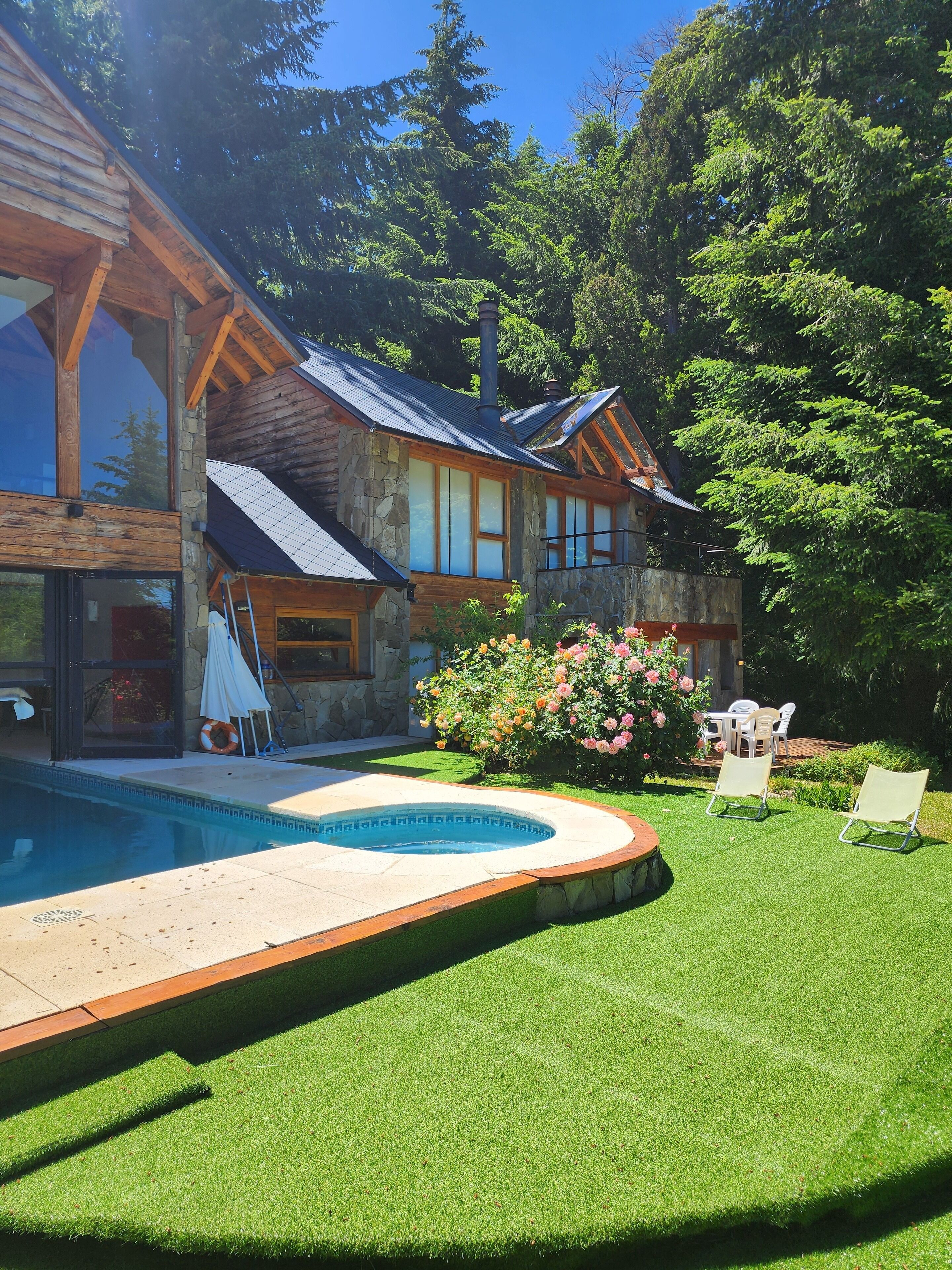 Indoor pool, outdoor pool