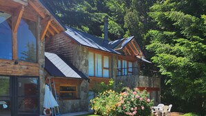 Indoor pool, outdoor pool - Casa del Bosque Apart, Suites & Spa (Villa La Angostura)