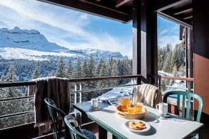 Appartement 4 personnes - 1 chambre - Balcon - Vue montagne | Balcony - Pierre & Vacances Premium Flaine Les Terrasses d'Eos (Araches-la-Frasse)