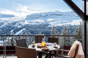 Appartement 10 personnes - 4 chambres- Balcon - Vue montagne | Sacada