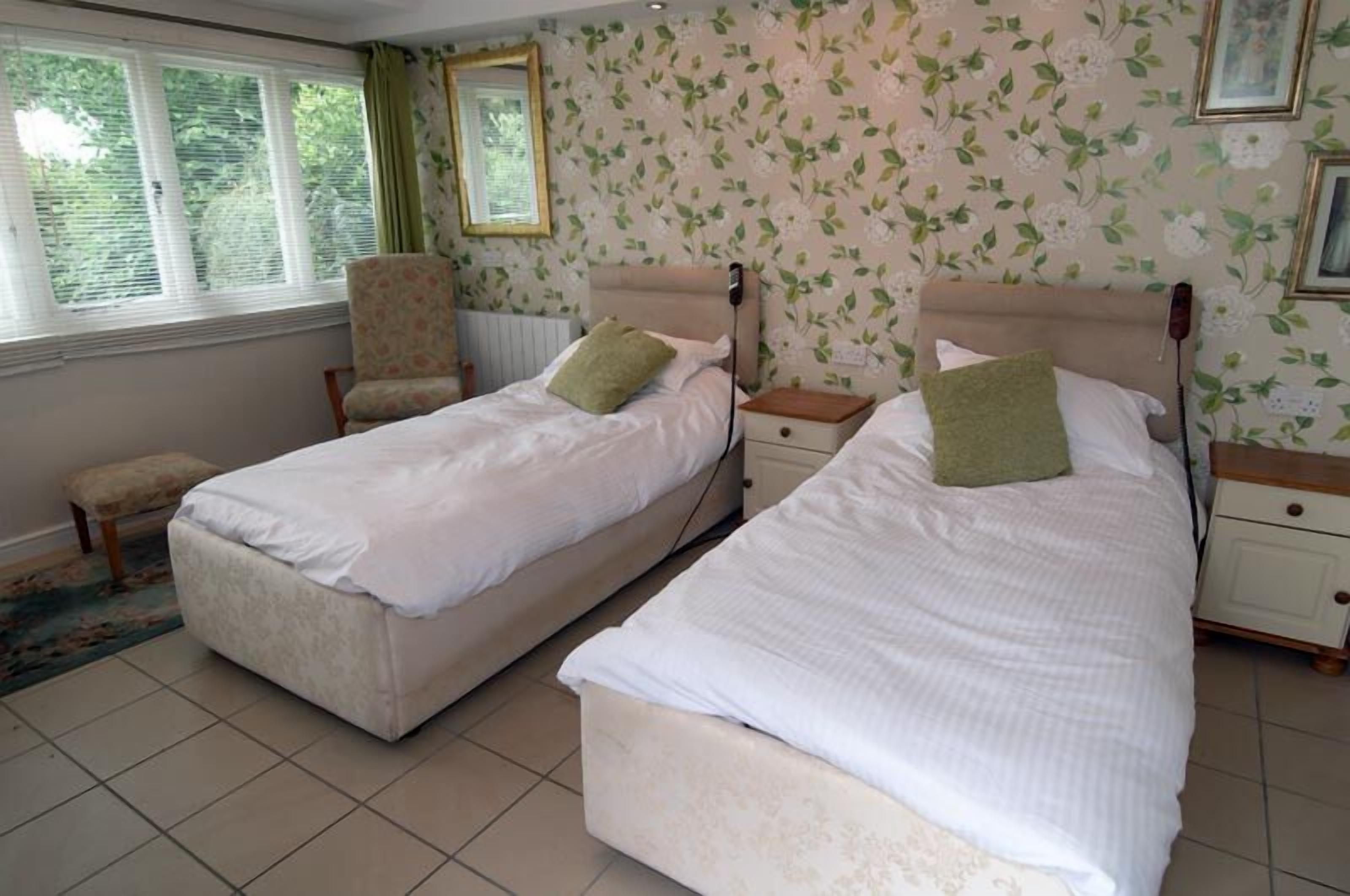 premium cottage, multiple beds, accessible, garden view | premium bedding, desk, rollaway beds, free wifi