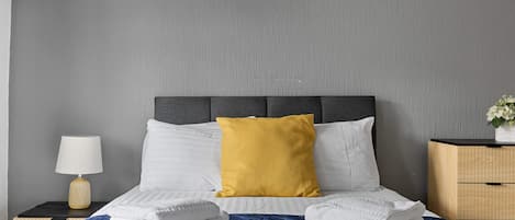 Luxury Apartment, Private Bathroom, City View