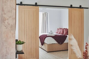 Luxury Suite, Private Bathroom, Garden View - The Lansdowne (Cheltenham)