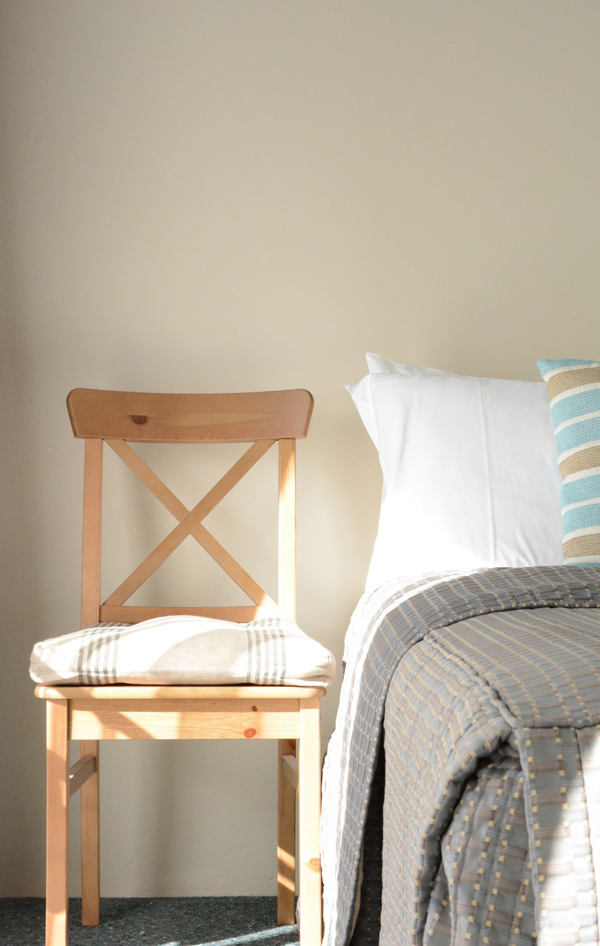 Classic Twin Room | Living area | 43-inch Smart TV with digital channels, TV