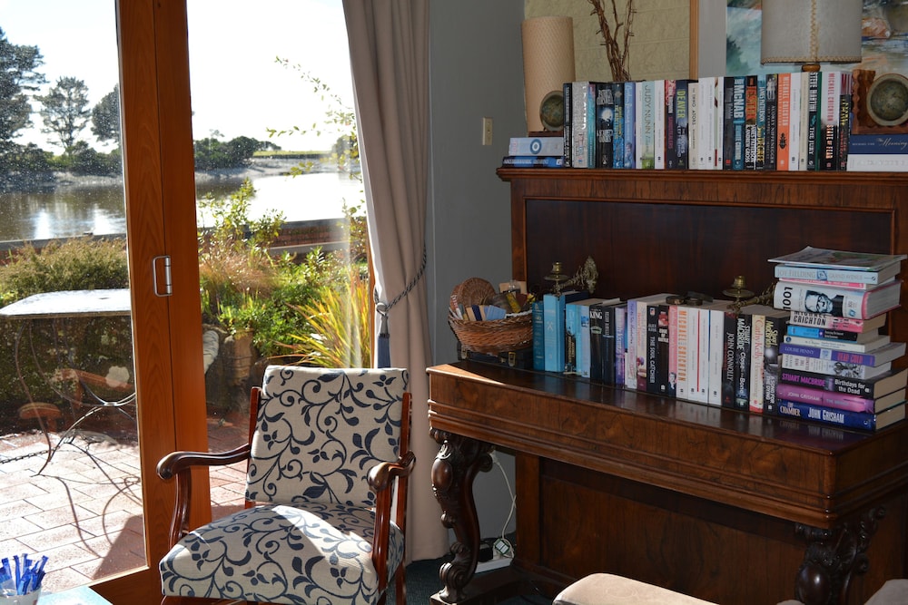 The Waterfront Wynyard by null