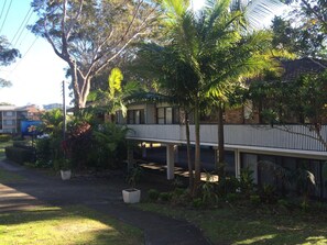 Property grounds - Port Stephens Motel (Nelson Bay)
