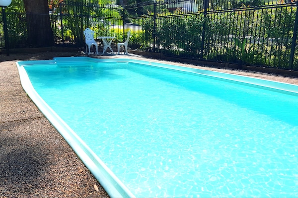Outdoor pool, sun loungers