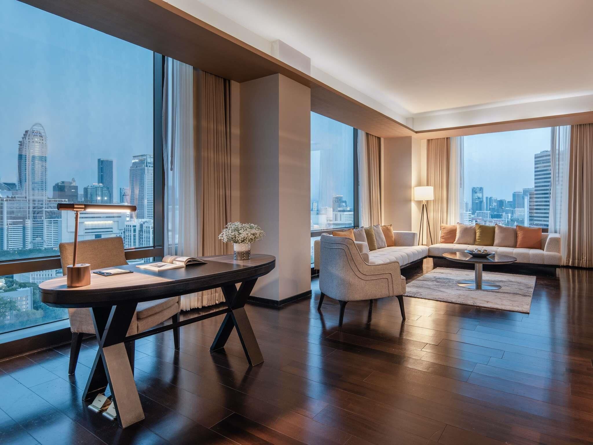 Suite ejecutiva, 2 habitaciones (Piano Club Privilege) | Ropa de cama de alta calidad, colchones Select Comfort, minibar