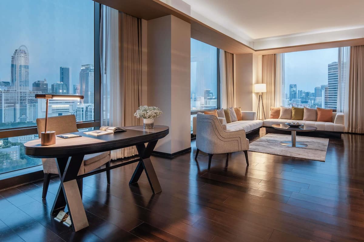 1 bedroom, premium bedding, Select Comfort beds, minibar