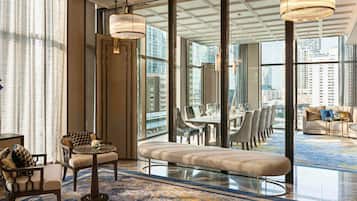 5 restaurants, breakfast, lunch, dinner served; French cuisine