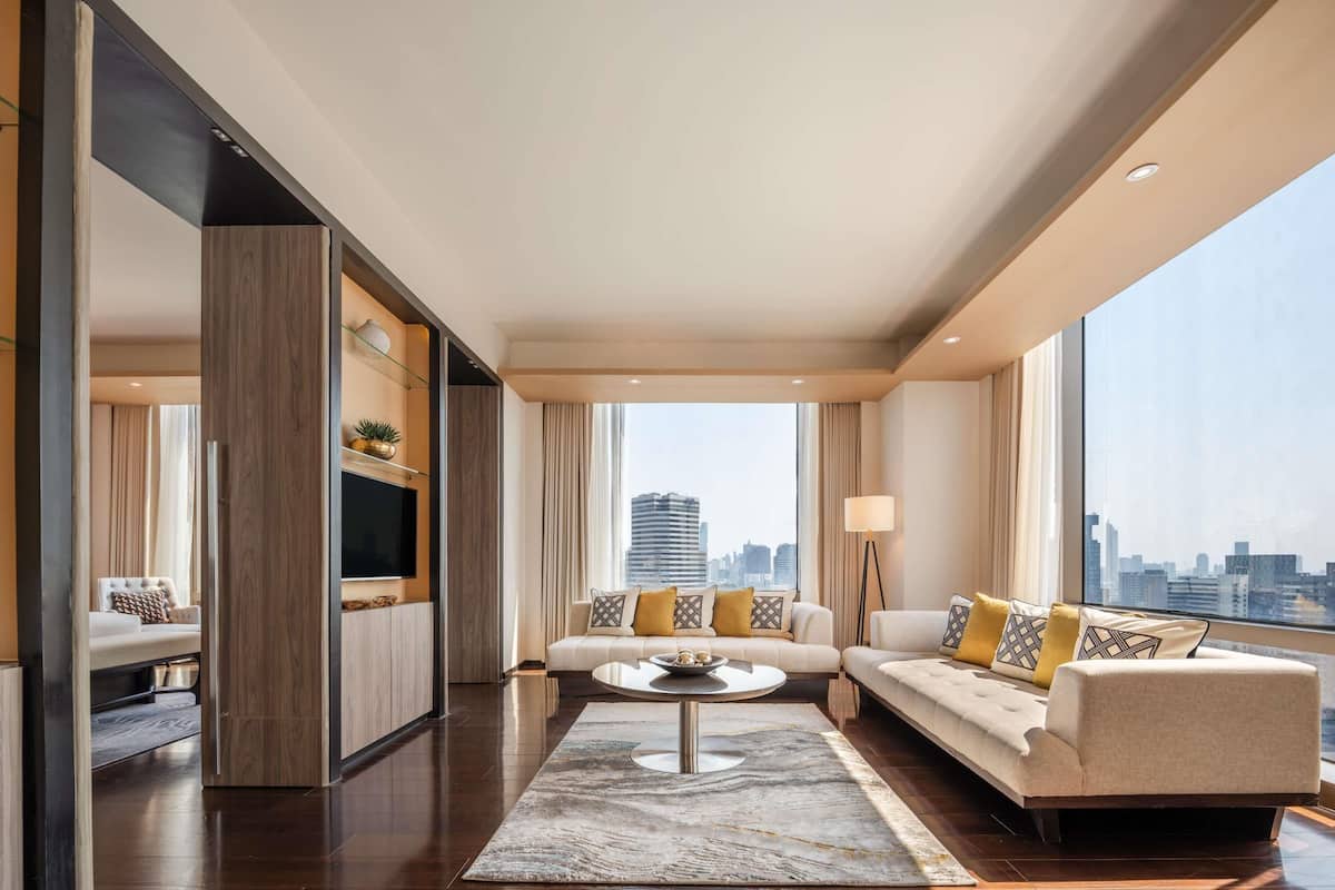 Premium bedding, Select Comfort beds, minibar, in-room safe