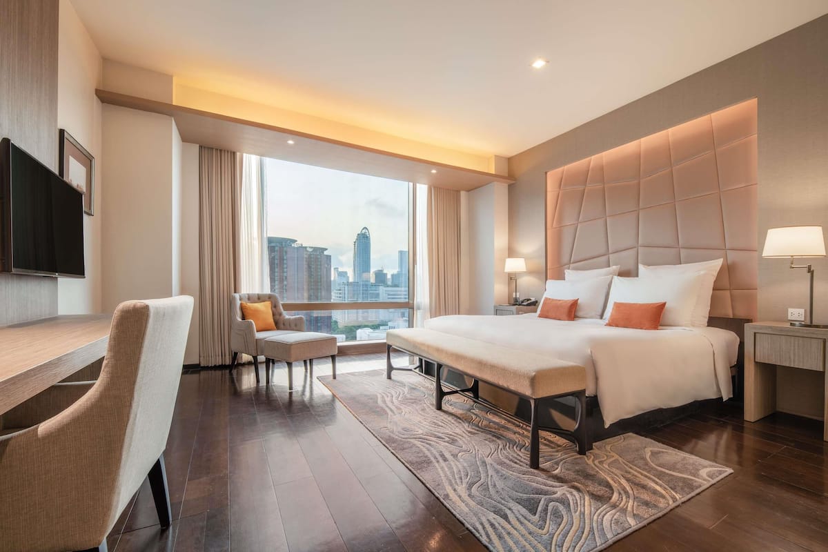1 bedroom, premium bedding, Select Comfort beds, minibar