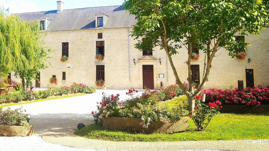 Hotel Manoir de Mathan