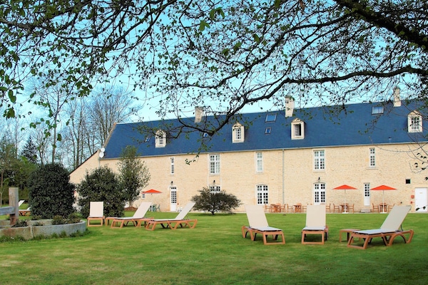 Façana frontal de l'allotjament